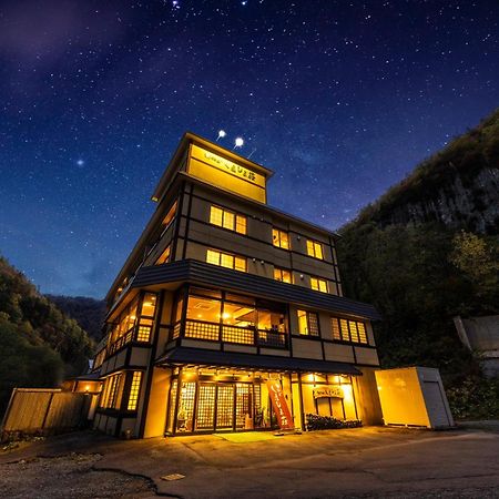 Shikishimaso Hotel Higashikawa Buitenkant foto